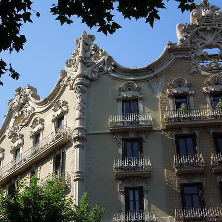 Spot Smart Nomad Bed & Breakfast Barcelona Bagian luar foto