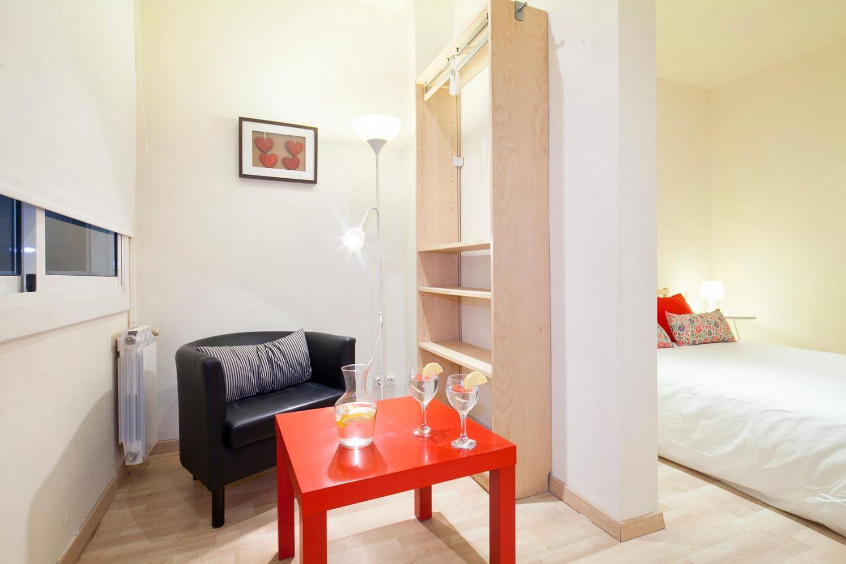 Spot Smart Nomad Bed & Breakfast Barcelona Bagian luar foto